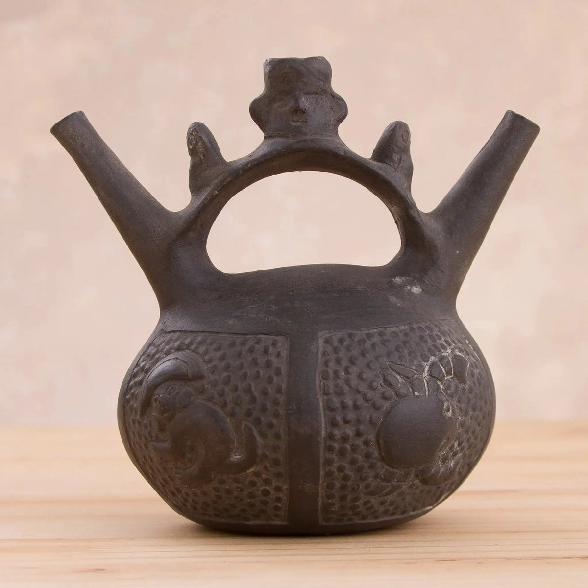 Chimu Huaco - ceramic vessel - Art