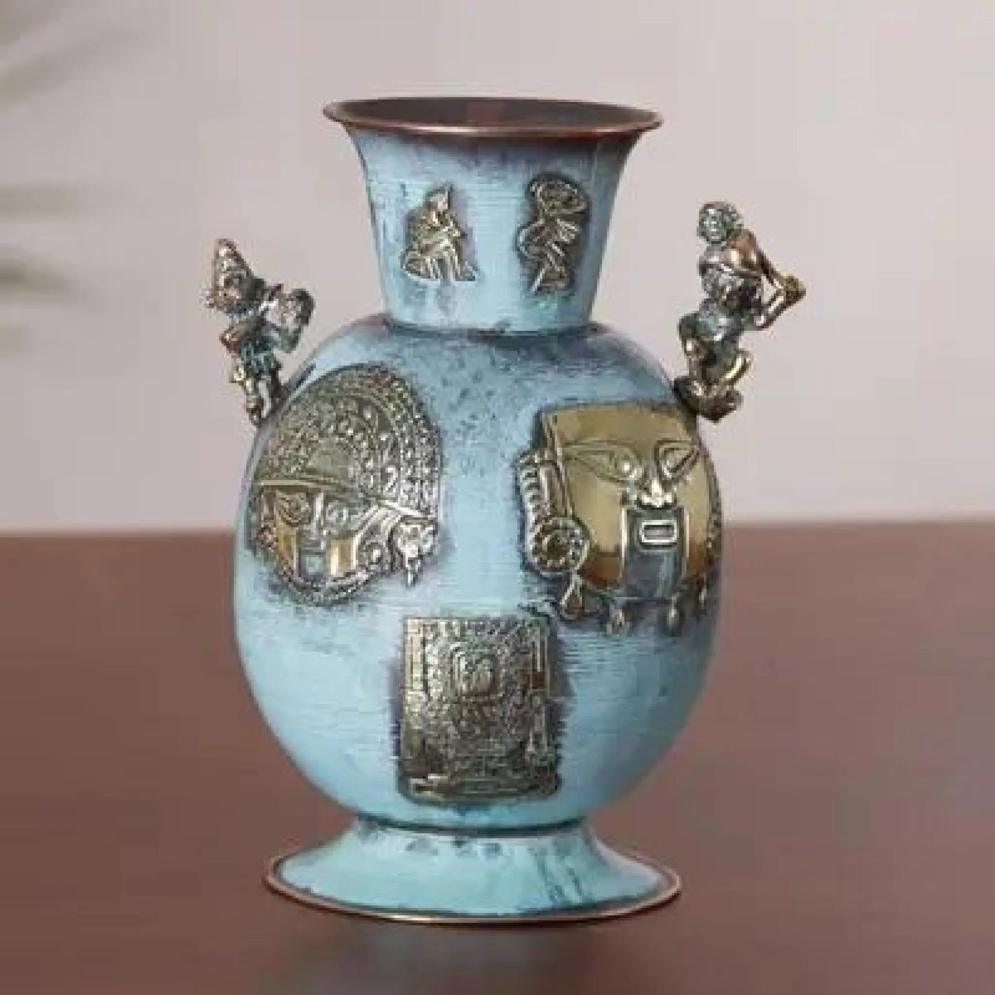 History of Warriors - copper and bronze vase - Art