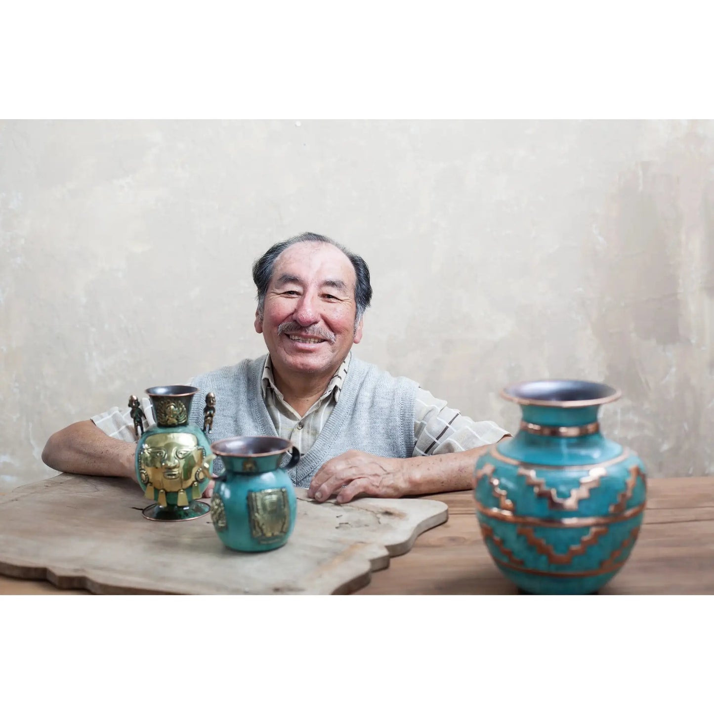 Inca Inheritance - copper and bronze vase (set of 3) - Art