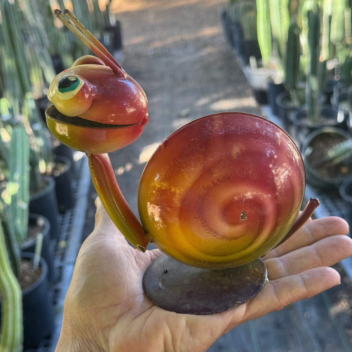 Garden Snail - metal art