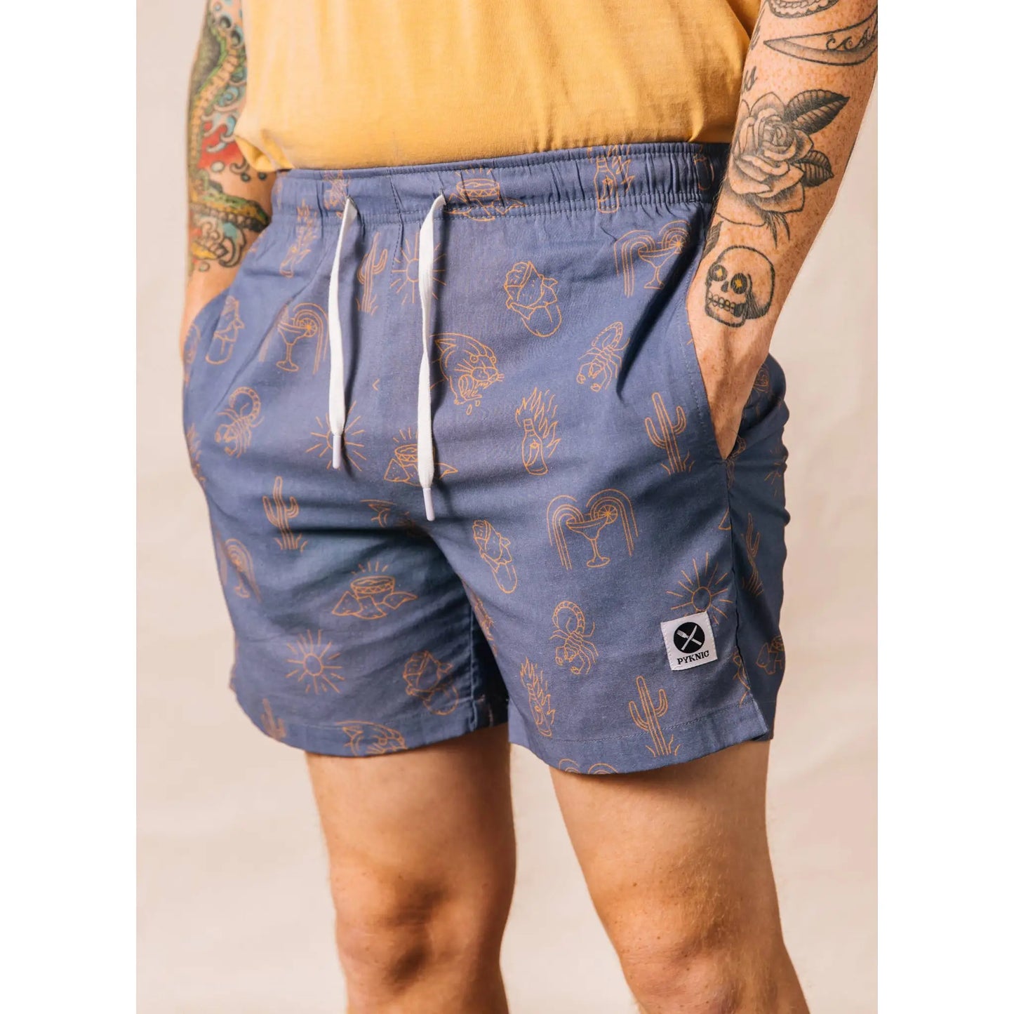 Adios Burritos - walk shorts - Medium - Clothes