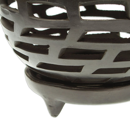 Light and Shadow - Barro Negro Tealight Candleholder