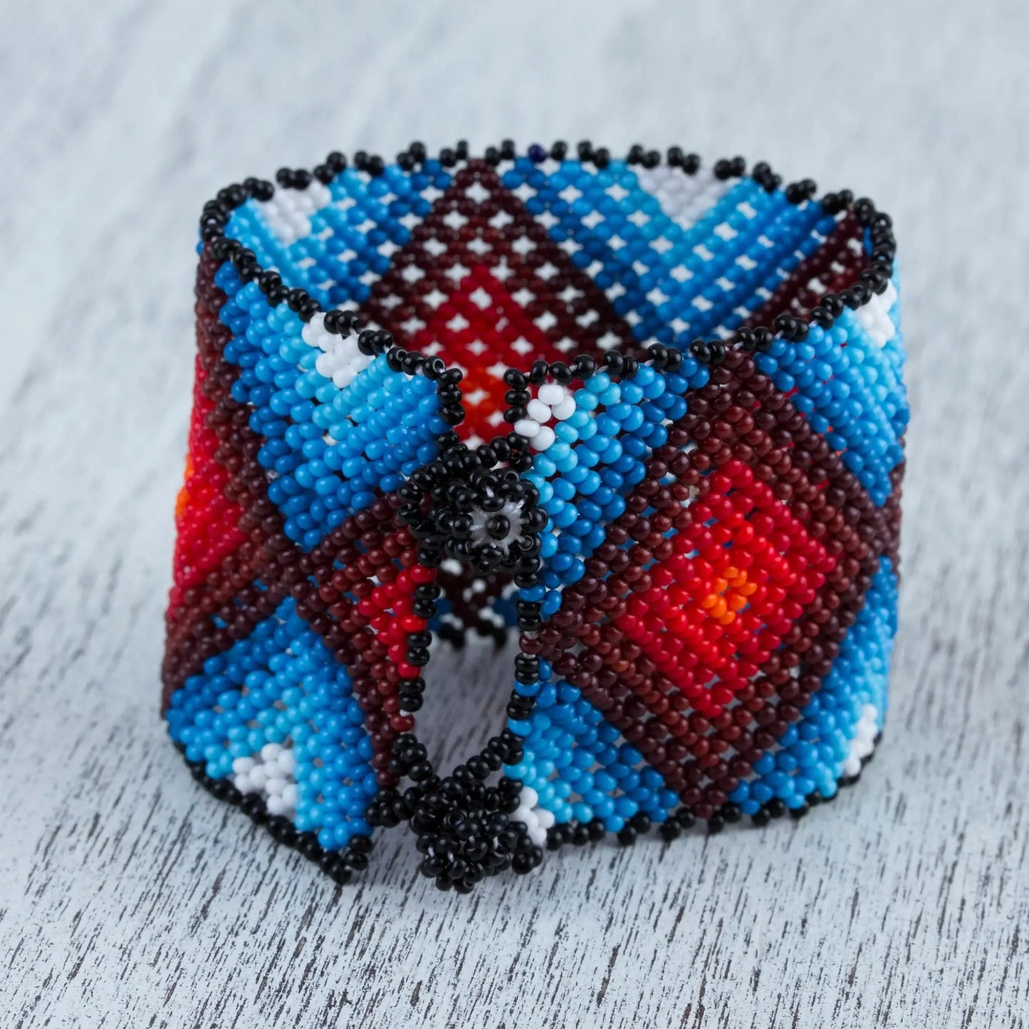 Red Diamonds - Huichol beaded bracelet - Jewelry