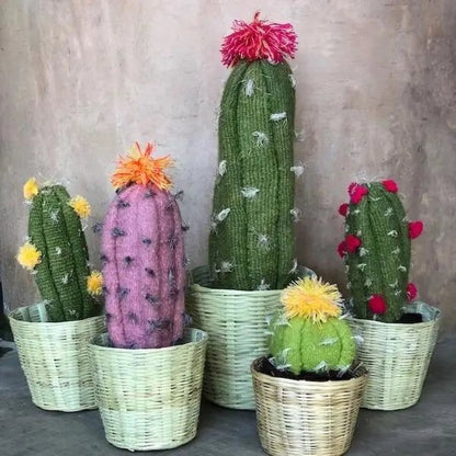 Cactus - tall green/fuchsia - Art