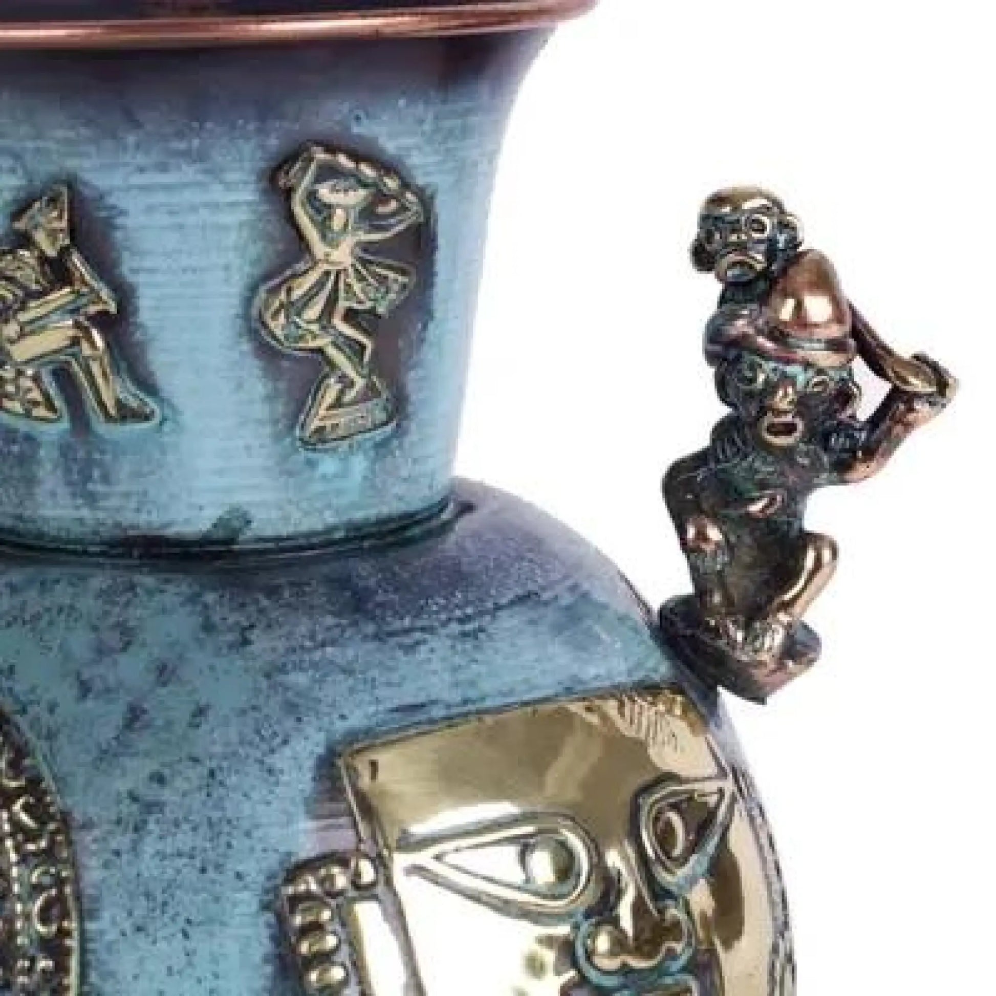 History of Warriors - Copper and Bronze Vase from Peru - Art