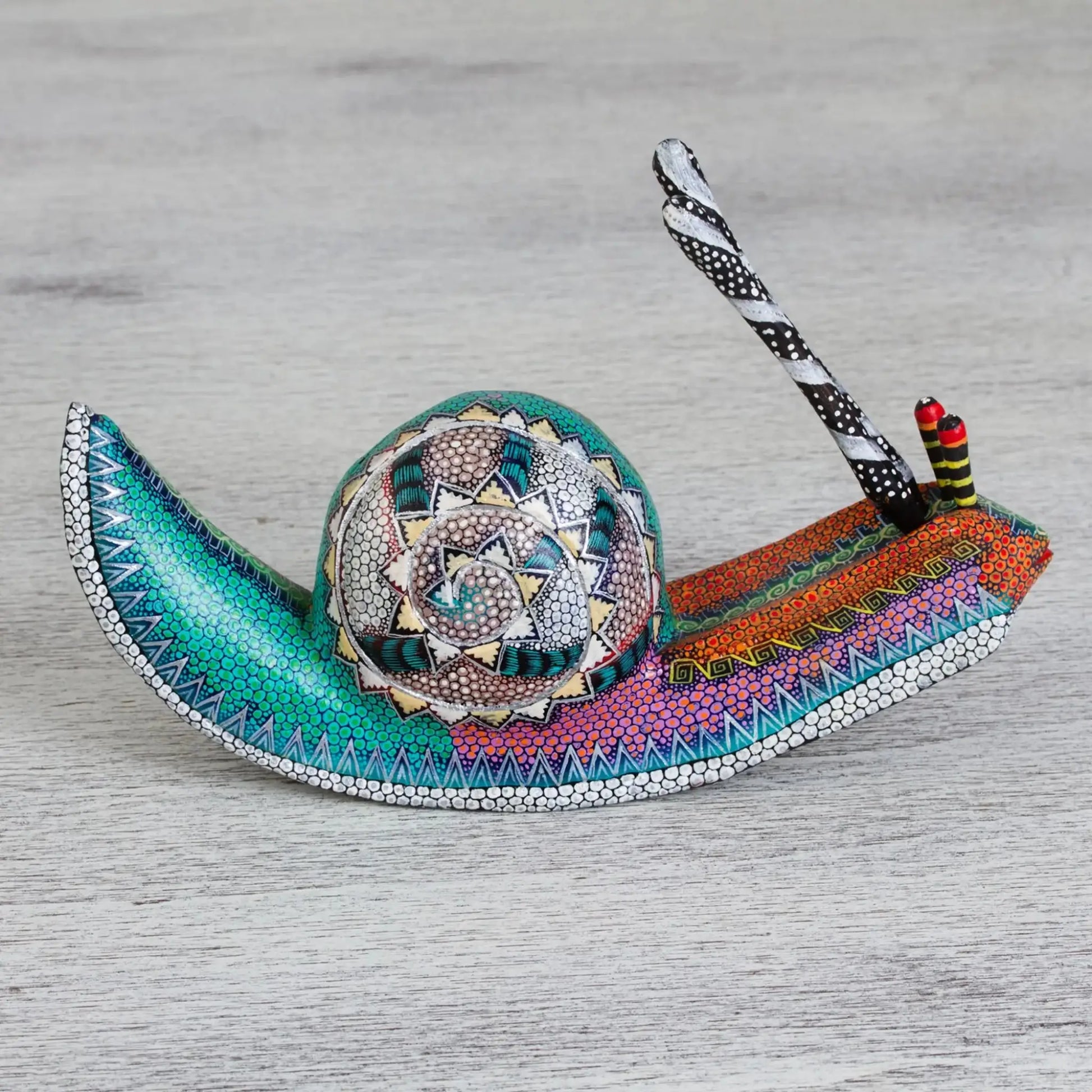 Vibrant Snail - Hand-Painted Alebrije Wood Sculpture from